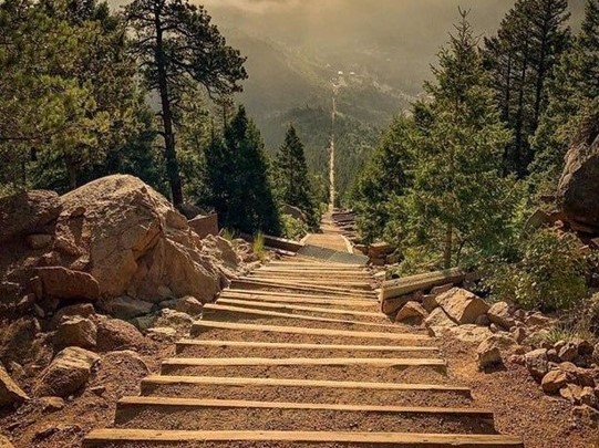 the incline hike in manitou springs