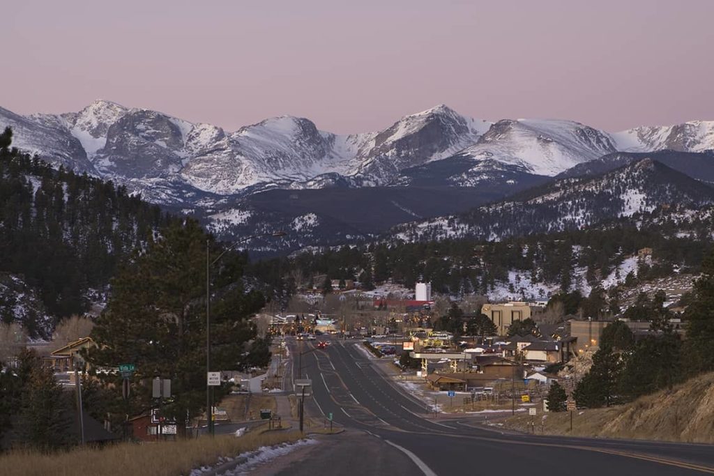 Mountains overlooking Estes Park downtown during Thanksgiving